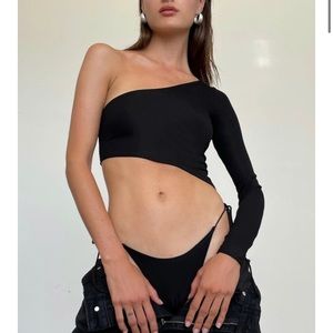 Local European Asymmetric Long Sleeve